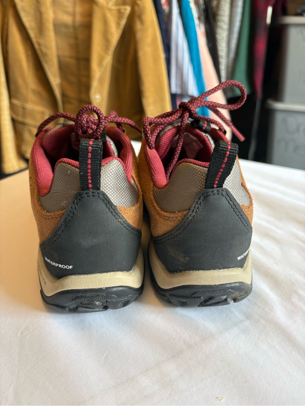 Columbia Women’s Brown Suede Hiking Shoes with Burgundy Accents - Picture 3 of 7